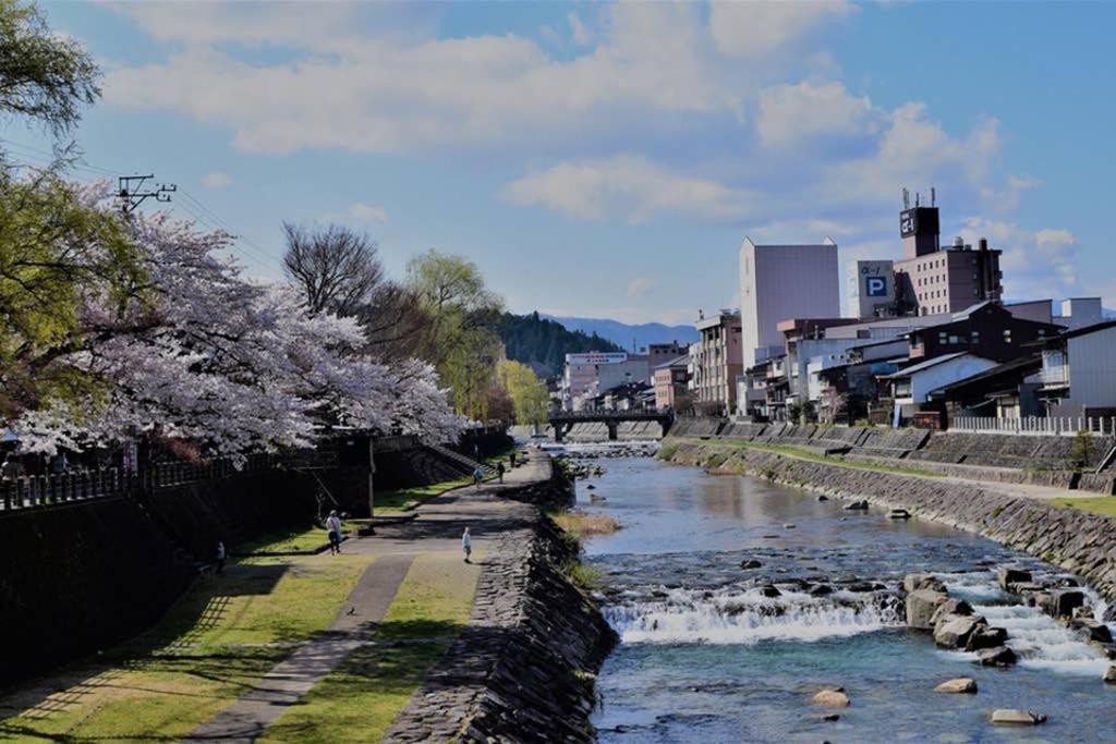 Hidamari Apartment Takayama  Exterior photo